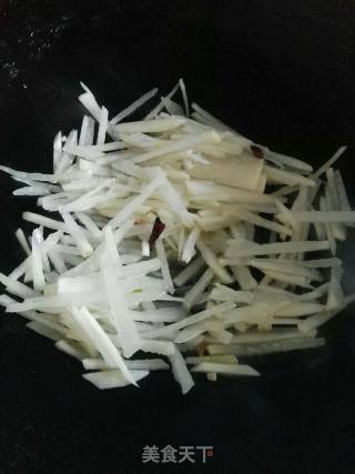 芹香箩卜丝的做法步骤：5