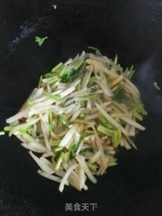 芹香箩卜丝的做法步骤：7