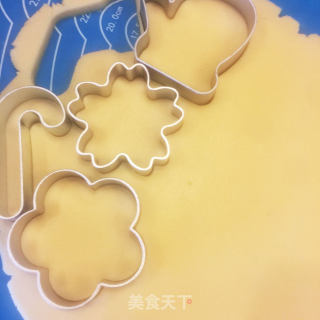 糖霜饼干 圣诞饼干的做法步骤：7