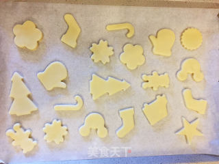 糖霜饼干 圣诞饼干的做法步骤：8