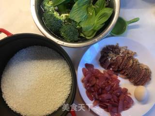 超正宗的广式腊味煲仔饭的做法步骤：3