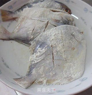 煎烹平子鱼的做法步骤：4