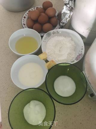 戚风蛋糕的做法步骤：1