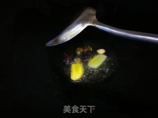 板栗烧牛腩的做法步骤：5