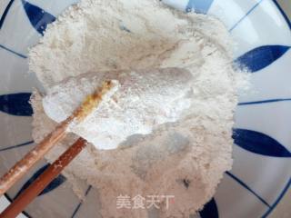 香酥炸鸡的做法步骤：3