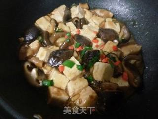 香菇烧豆腐的做法步骤：8