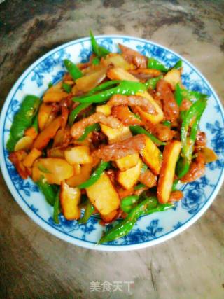 尖椒肉丝炒豆干的做法步骤：11