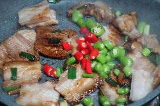 小炒肉的做法步骤：8