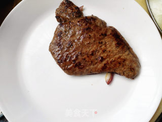 #快手懒人餐#香煎牛排的做法步骤：6