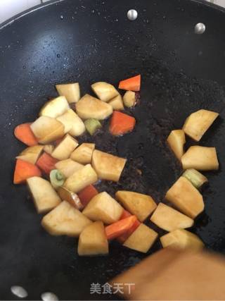 牛肉烧土豆的做法步骤：6