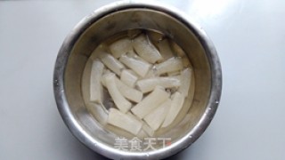 竹荪排骨汤的做法步骤：6