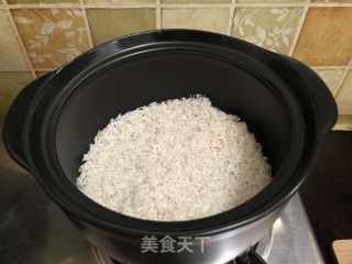 黑乐砂锅鸡肉煲仔饭的做法步骤：7