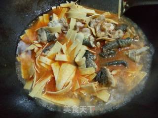 香辣牛蛙烧百页的做法步骤：7