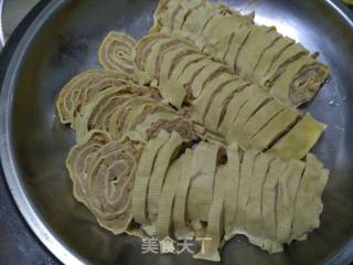 快手懒人餐 千叶肉卷的做法步骤：3