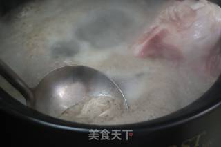 大骨炖白萝卜的做法步骤：4