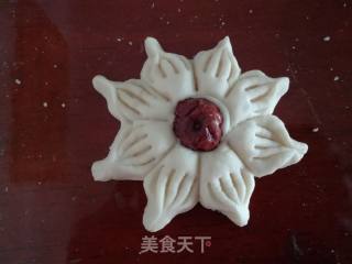 枣花馒头的做法步骤：11