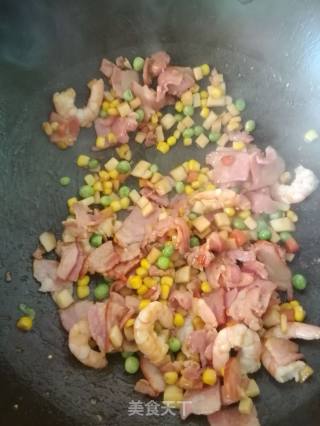鲜虾培根芝士焗饭的做法步骤：6