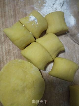 韭菜虾皮馅饼的做法步骤：3
