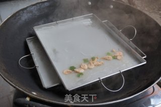 磷虾肠粉的做法步骤：11