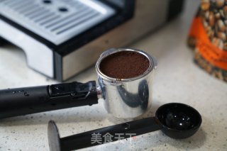 奶香燕麦咖啡的做法步骤：2