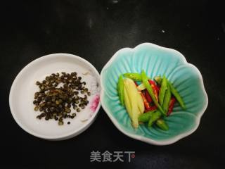 吮指鸡翅系列——烤麻辣鸡翅的做法步骤：4