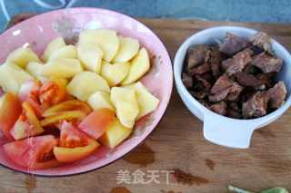 牛肉土豆炖柿子的做法步骤：5