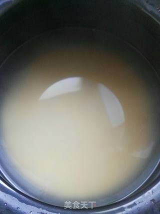 红糖小米粥的做法步骤：3