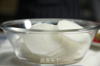 有家鲜厨房 | 大雪养生餐：清爽白萝卜的做法步骤：2