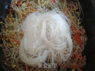 炒粉丝的做法步骤：8
