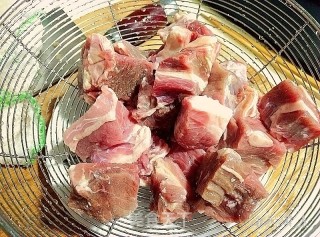 辣子牛肉的做法步骤：2