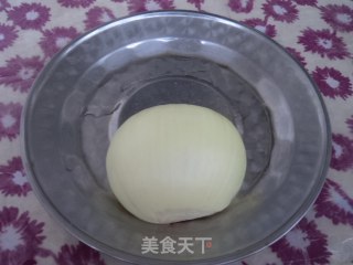 豆芽菜炒洋葱的做法步骤：2