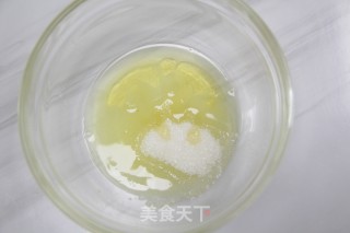 在午后的阳光下慢慢品尝亲手做的点心——费南雪的做法步骤：3