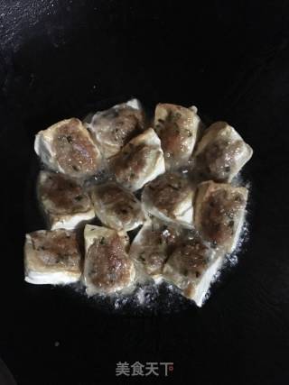 客家红烧酿豆腐的做法步骤：2