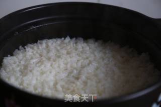 腊肠煲仔饭的做法步骤：5