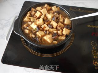 香菇肉末豆腐煲的做法步骤：11