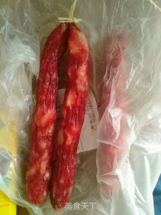 玉米炒火腿腊肠的做法步骤：1