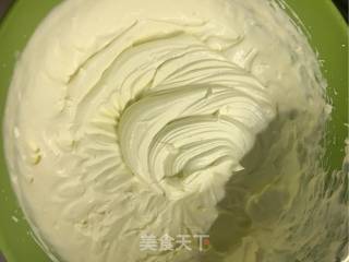圣诞集锦一焦糖海盐淋面蛋糕的做法步骤：2
