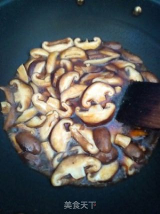 超下饭的一道菜，肉末香菇的做法步骤：6