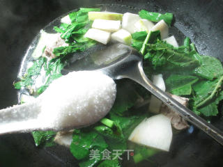 排骨烧大头菜的做法步骤：7