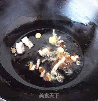 #快手懒人餐#鸡蛋炒芹菜的做法步骤：4