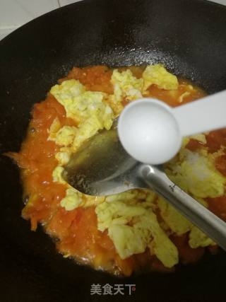 快手懒人餐之西红柿炒蛋的做法步骤：5
