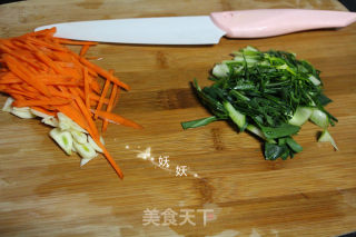 #懒人快手餐#家常炒河粉的做法步骤：3