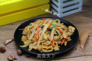#懒人快手餐#家常炒河粉的做法步骤：11