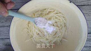 鸟巢鸡蛋饼的做法步骤：5