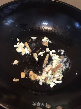 油焖大虾的做法步骤：3
