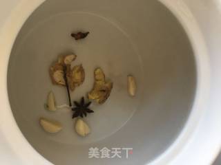 家常炖牛肉的做法步骤：4