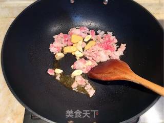 家烧大闸蟹的做法步骤：7