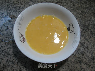 鸡蛋番茄虾仁汤的做法步骤：3