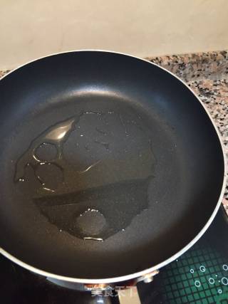 雪花煎饺的做法步骤：2