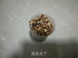 花生核桃露的做法步骤：2
